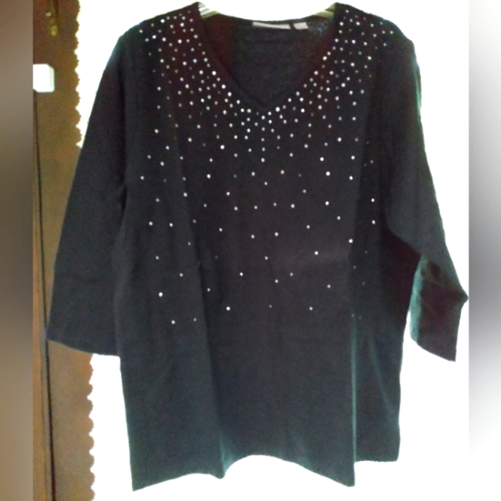 Quacker Factory Rhinestone V-Neck Tunic NWOT